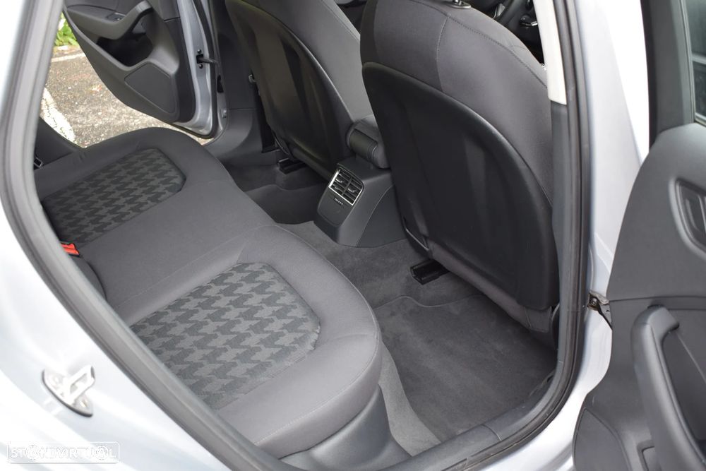 Audi A3 Limousine 1.6 TDI S-line - 7