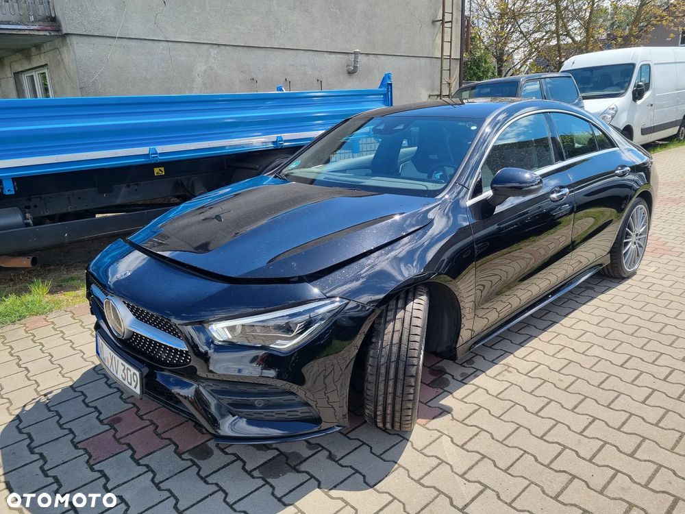 Mercedes-Benz CLA 220 4Matic 7G-DCT AMG Line - 31