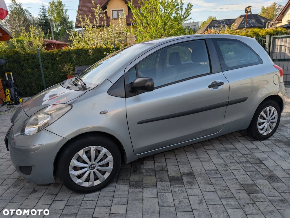 Toyota Yaris 1.4 D-4D Terra A/C - 16