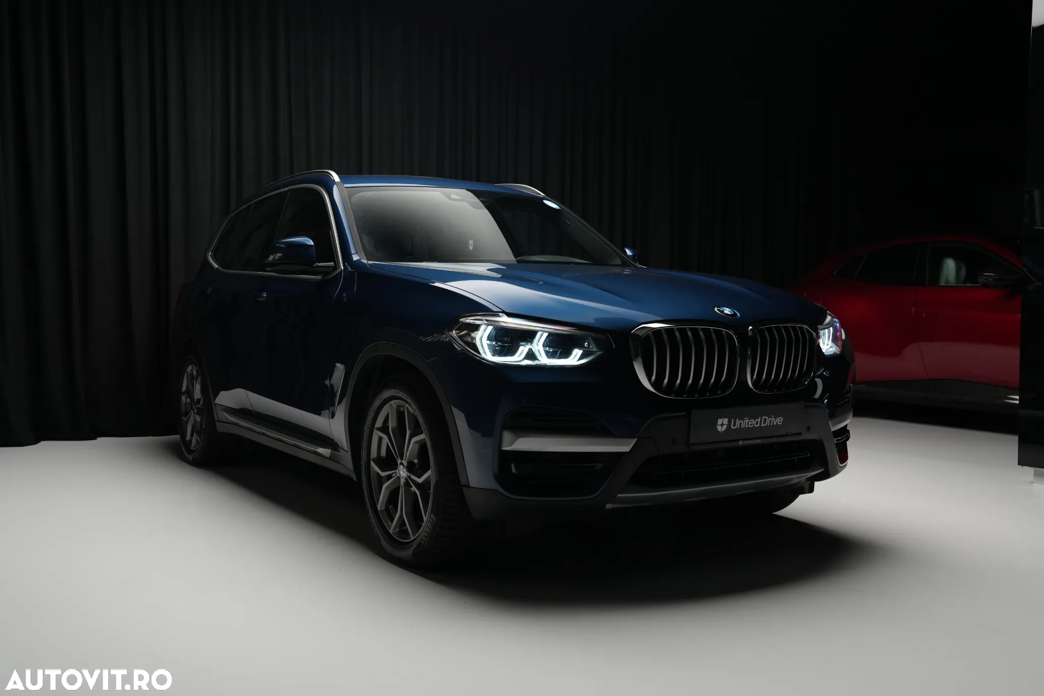 BMW X3 xDrive20d AT xLine - 3