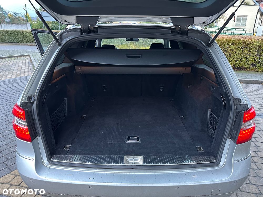Mercedes-Benz Klasa E 250 CGI BlueEffICIENCY Avantgarde - 14
