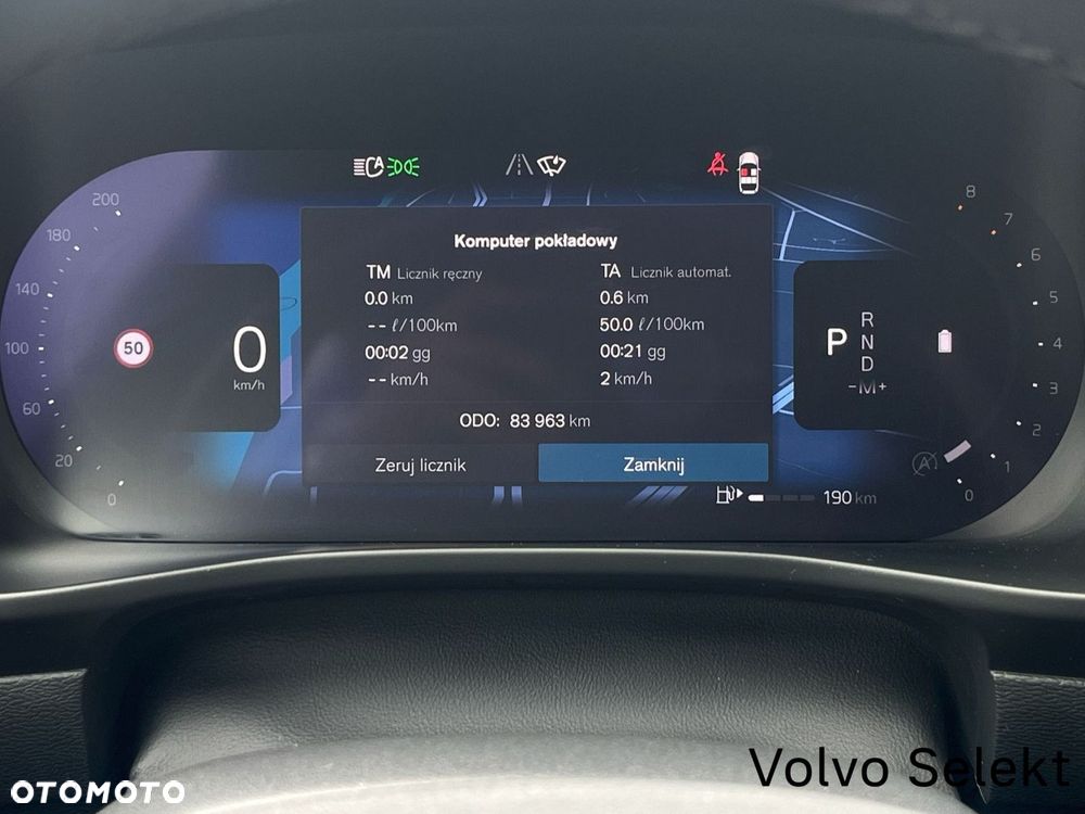 Volvo XC 40 - 25