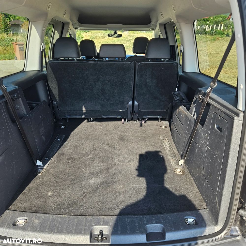 Volkswagen Caddy Maxi - 8