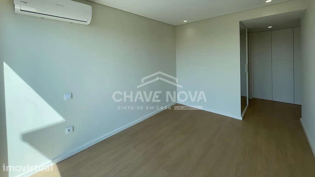 T2 Novo a poente 2º piso em Vilar do Paraíso – GAIA - Grande imagem: 5/17