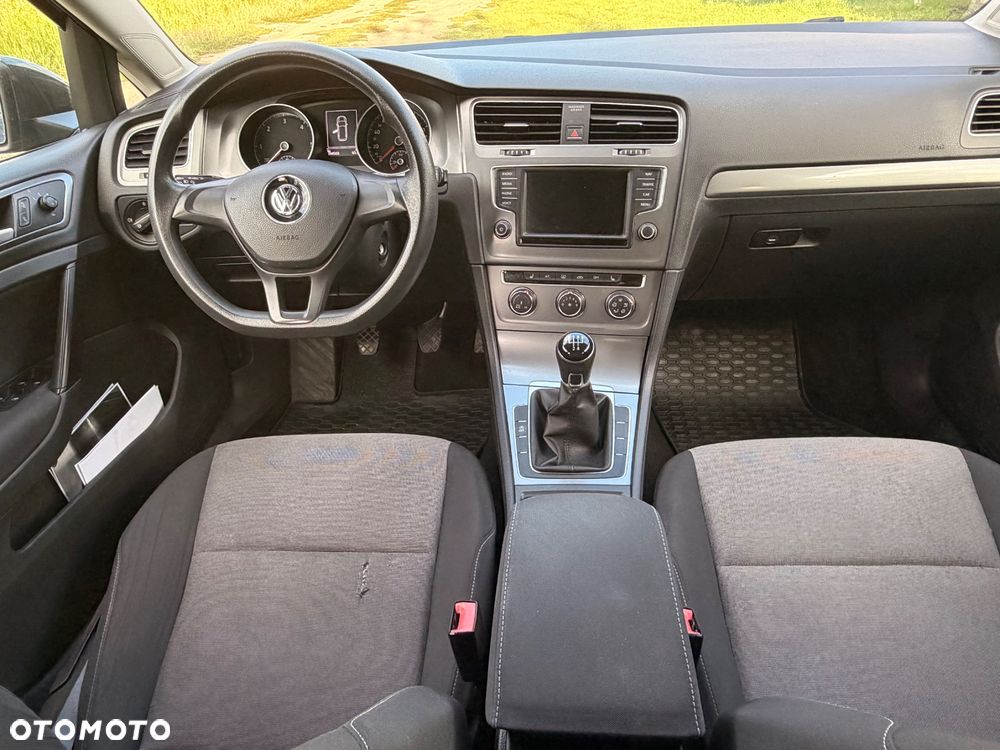 Volkswagen Golf 1.6 TDI BlueMotion Trendline - 14