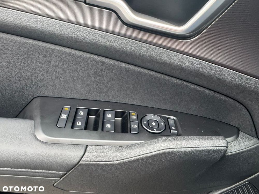 Kia Sportage 1.6 T-GDI HEV L 2WD - 19