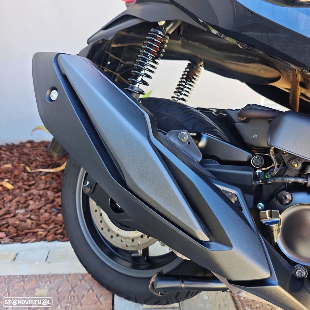 Honda Forza 350 - 11