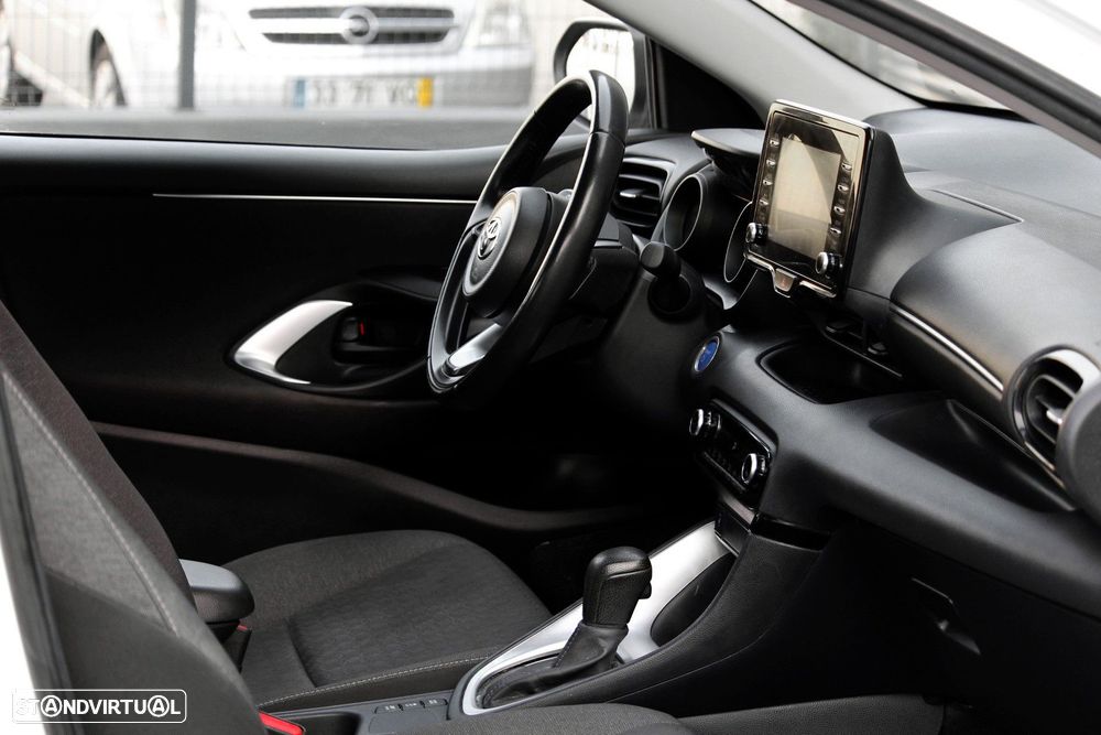 Toyota Yaris 1.5 HDF Comfort - 18