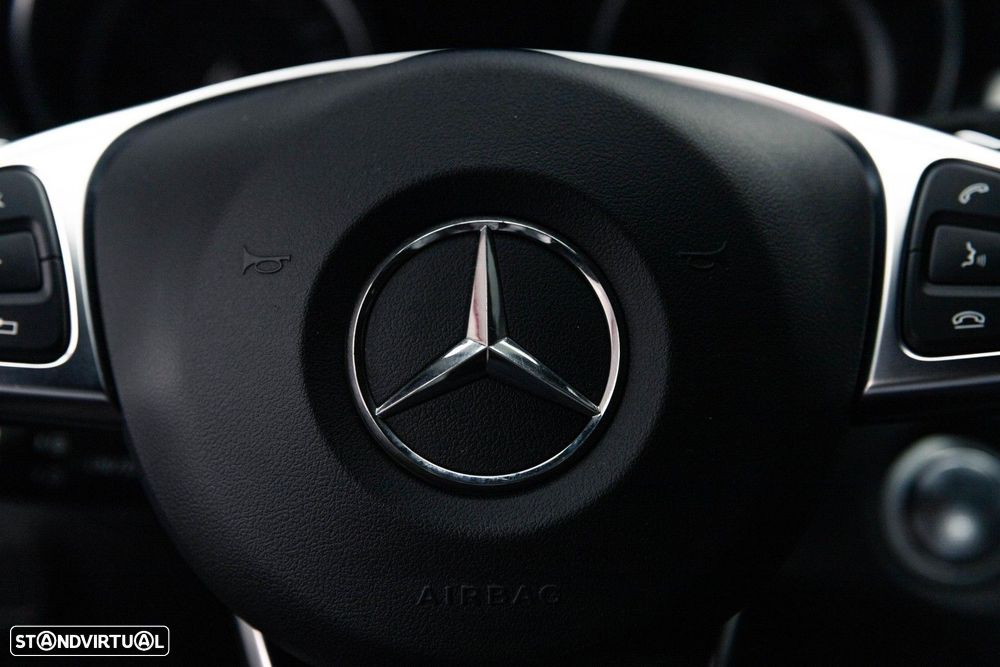 Mercedes-Benz CLA 200 d Shooting Brake AMG Line Aut. - 38