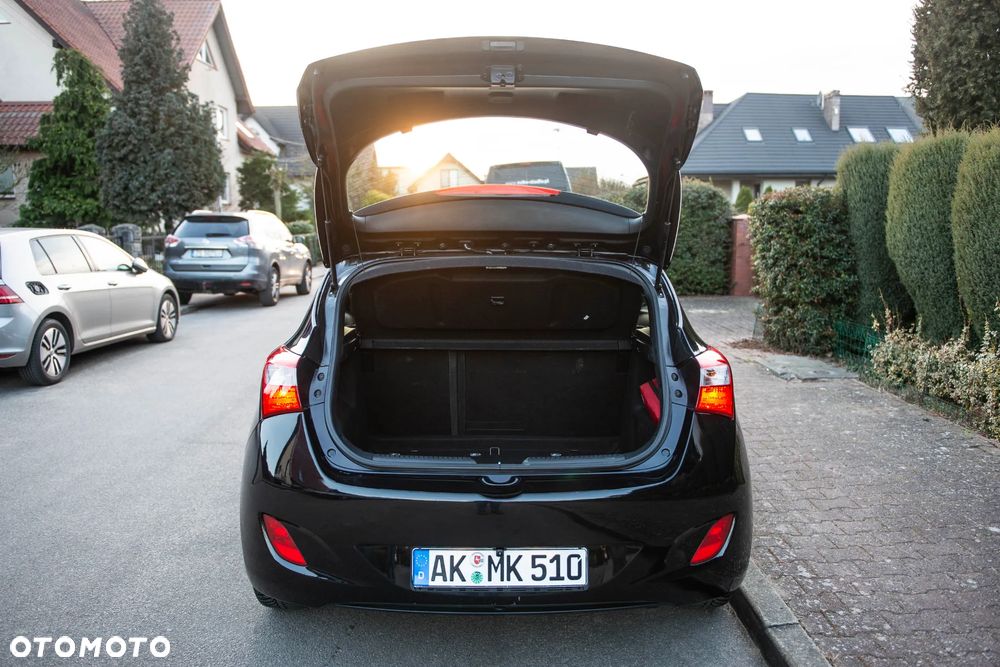 Hyundai i30 1.4 Premium - 14