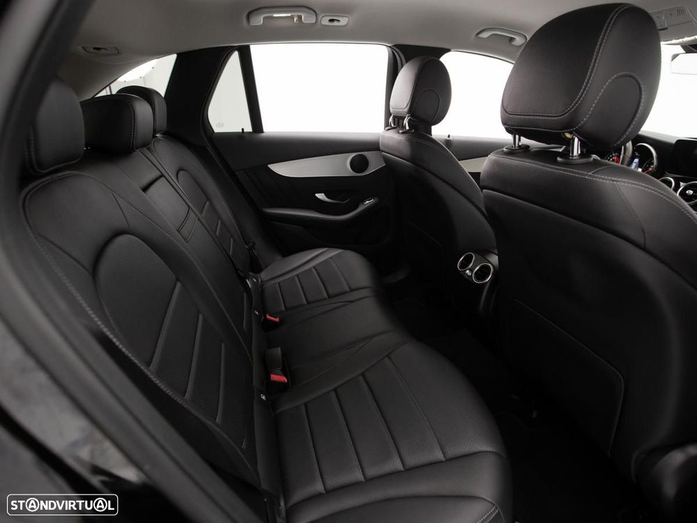 Mercedes-Benz GLC 300 de 4Matic - 11