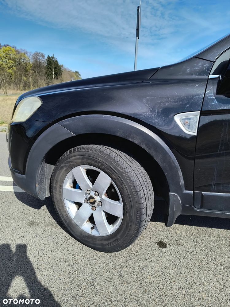 Chevrolet Captiva 2.0 d LT high 5os - 4