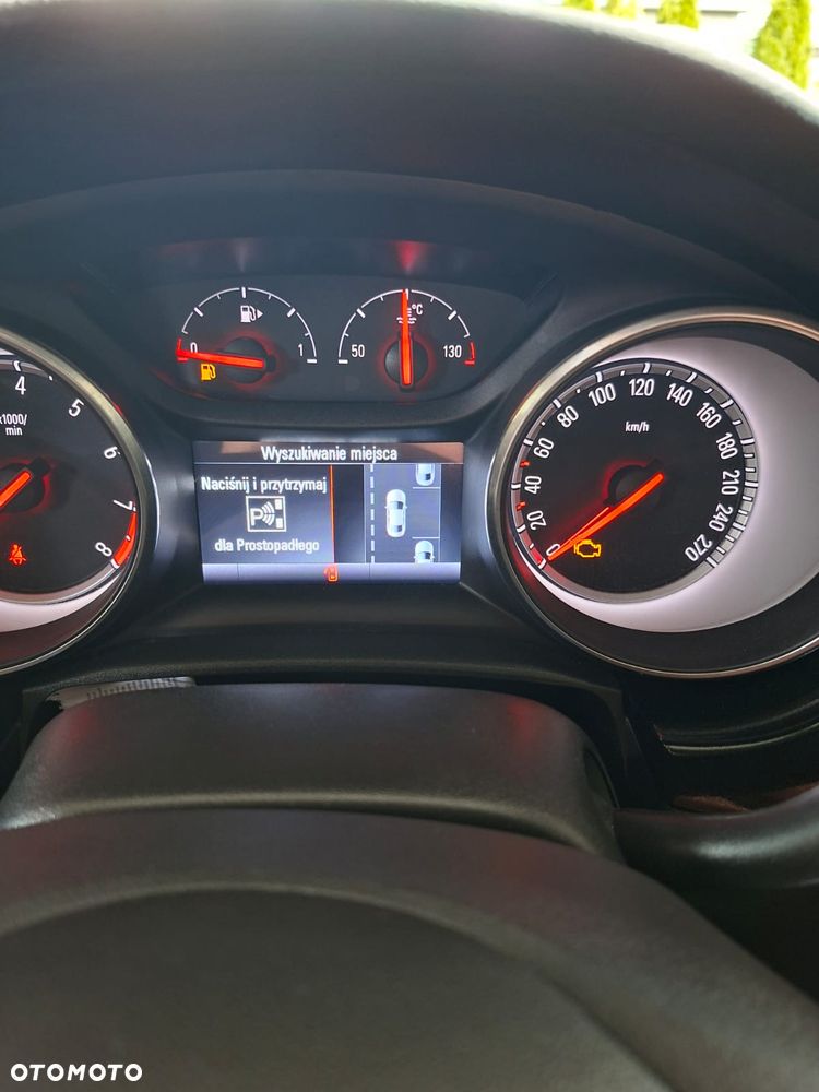 Opel Astra 1.4 T Elite S&S - 12