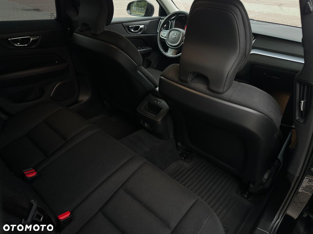 Volvo V60 Cross Country D4 AWD - 18