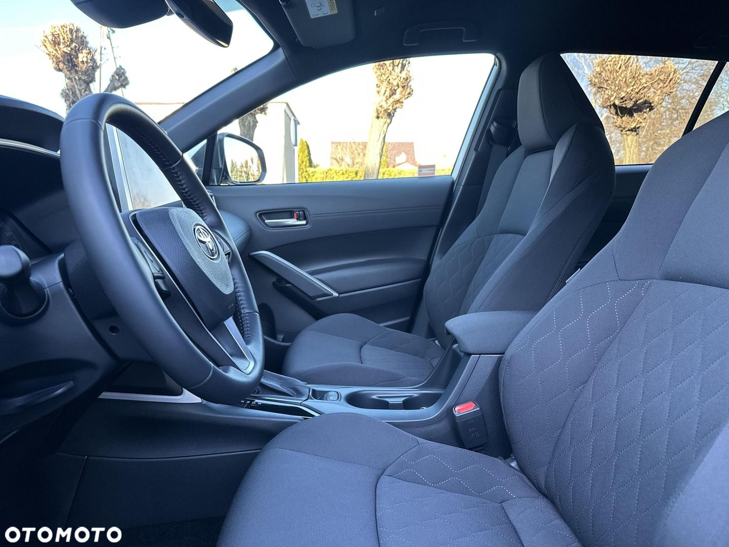 Toyota Corolla Cross 2.0 Hybrid Comfort - 14