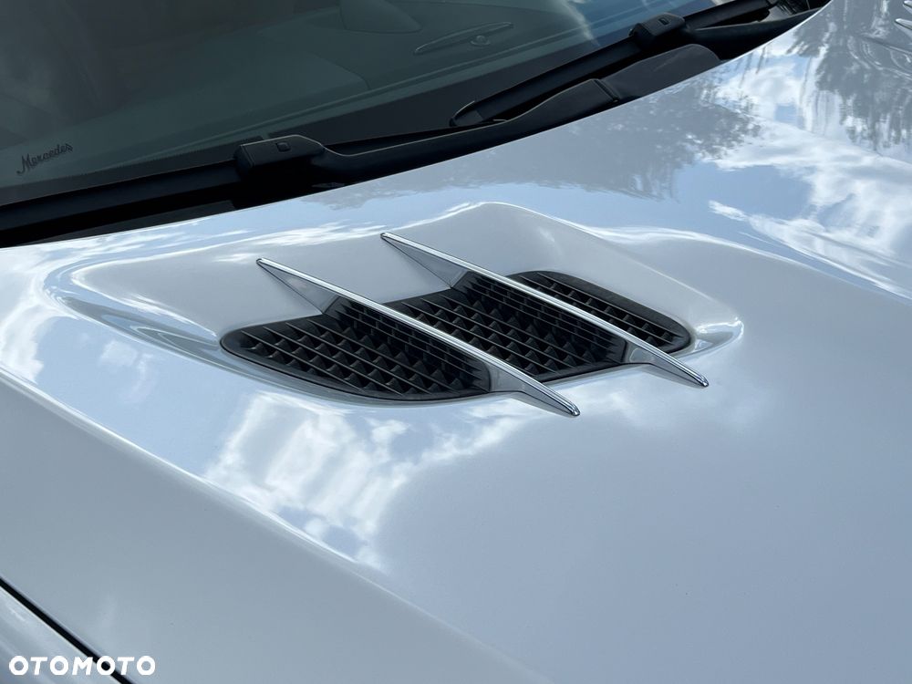 Mercedes-Benz SL 500 - 15
