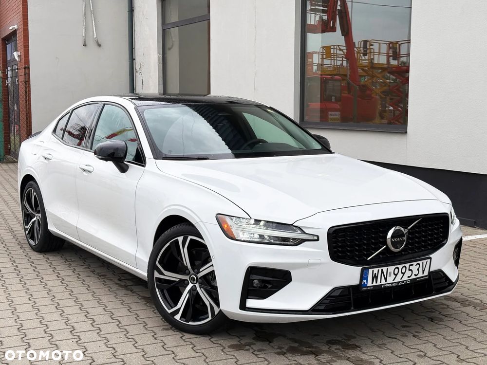Volvo S60 B5 B AWD Plus Dark - 5