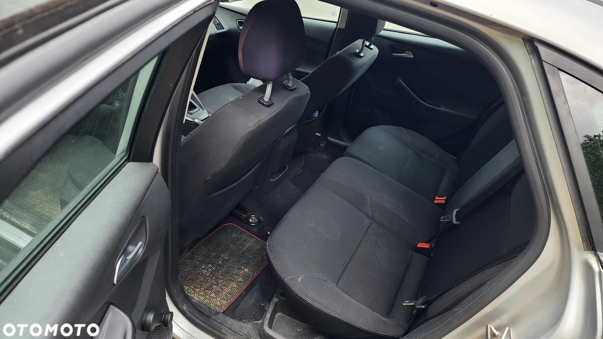 Ford Focus 1.6 Trend - 8