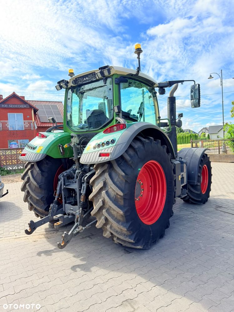 Fendt 724 Vario Profi Plus - 16