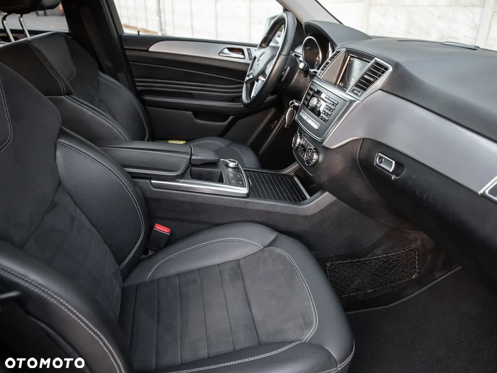 Mercedes-Benz ML 350 BlueTEC 4MATIC 7G-TRONIC - 35