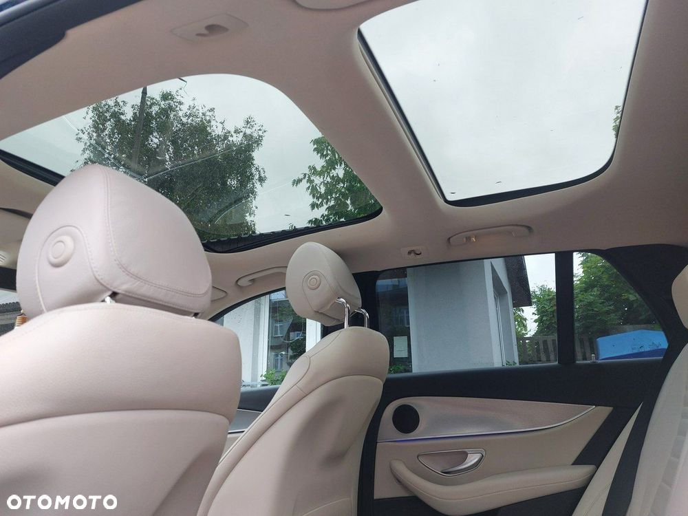 Mercedes-Benz Klasa E - 30