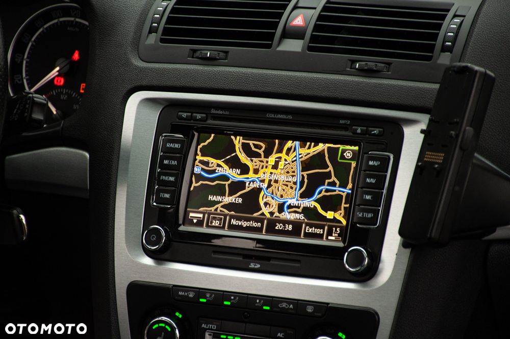 Skoda Octavia 2.0 TDI DPF RS - 31