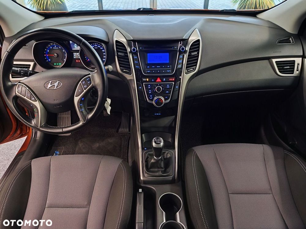 Hyundai i30 blue 1.4 YES Gold - 9