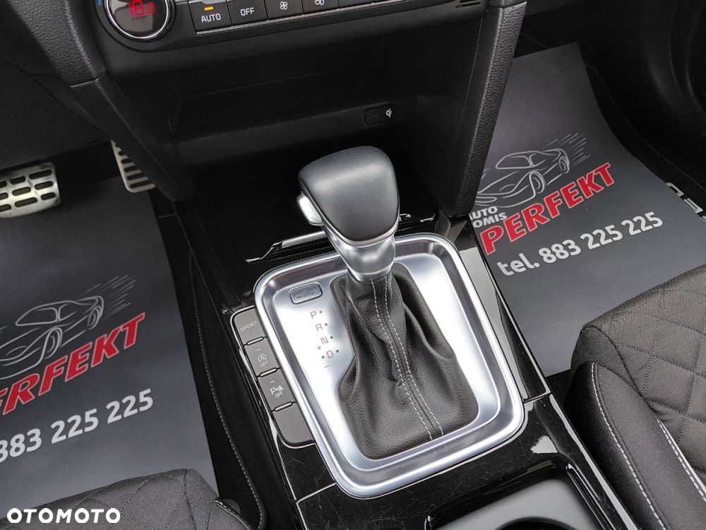 Kia ProCeed - 24