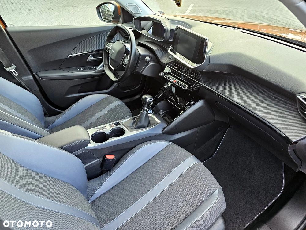 Peugeot 2008 - 23