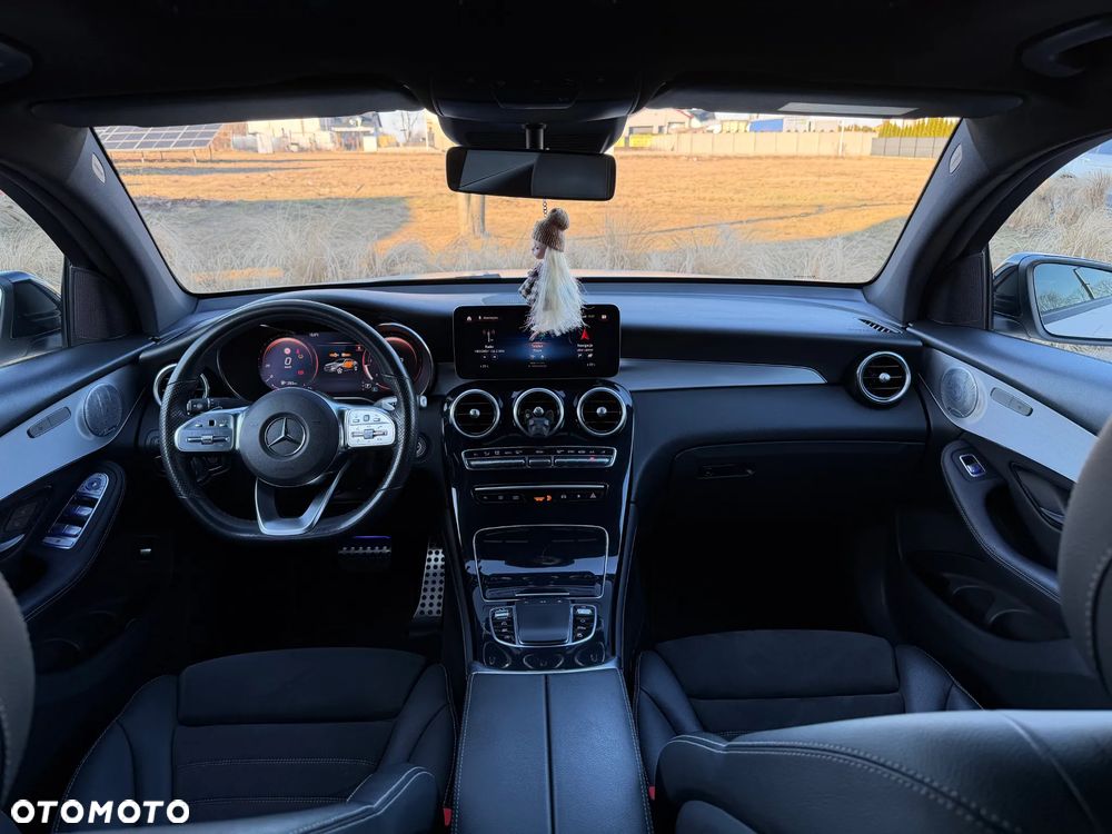 Mercedes-Benz GLC 300 d 4-Matic - 28