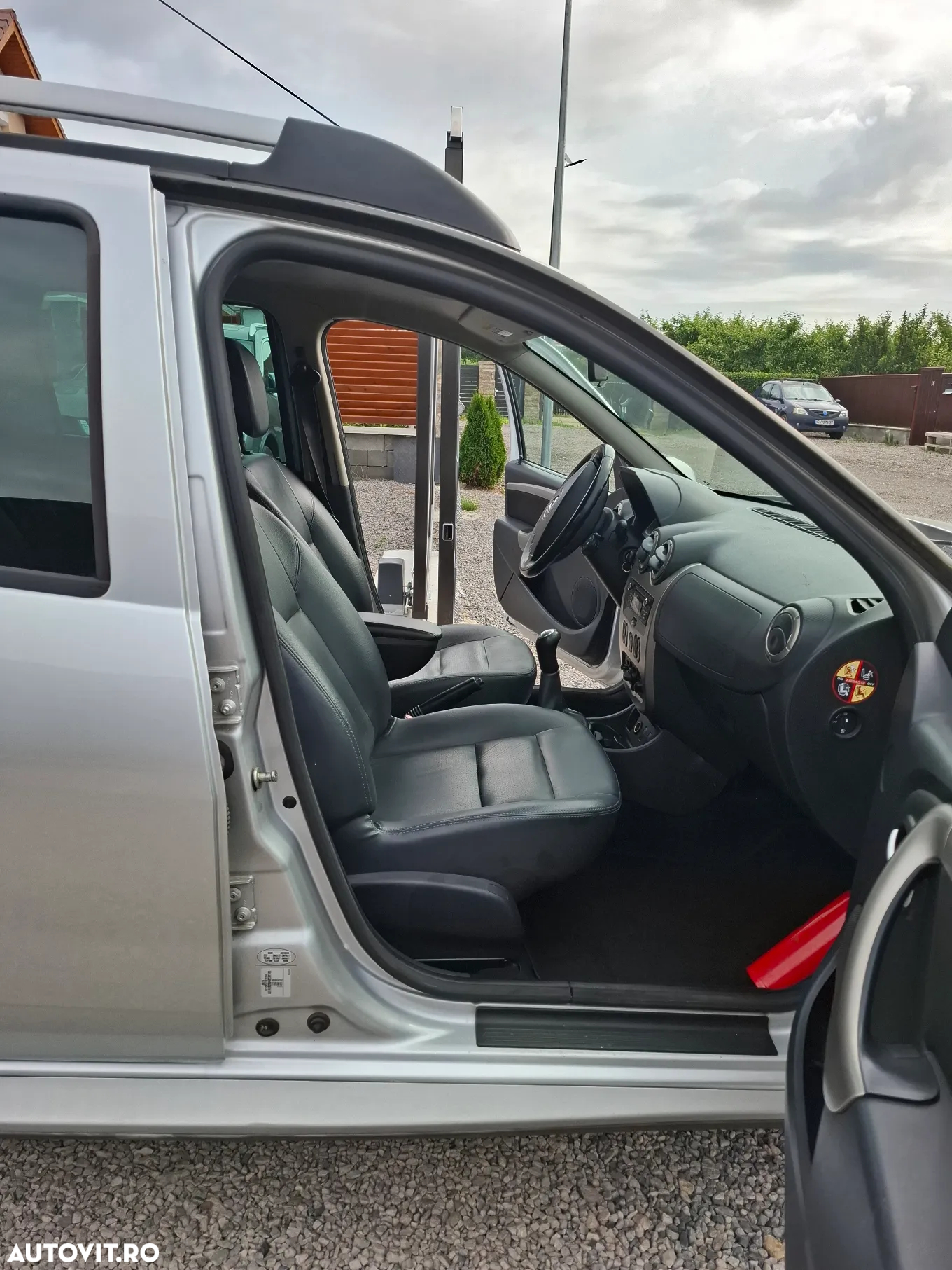 Dacia Duster 1.6 4x2 Prestige - 16