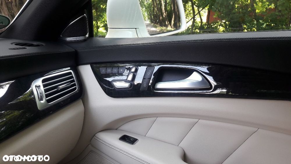 Mercedes-Benz CLS 350 BlueTEC 4-Matic - 18
