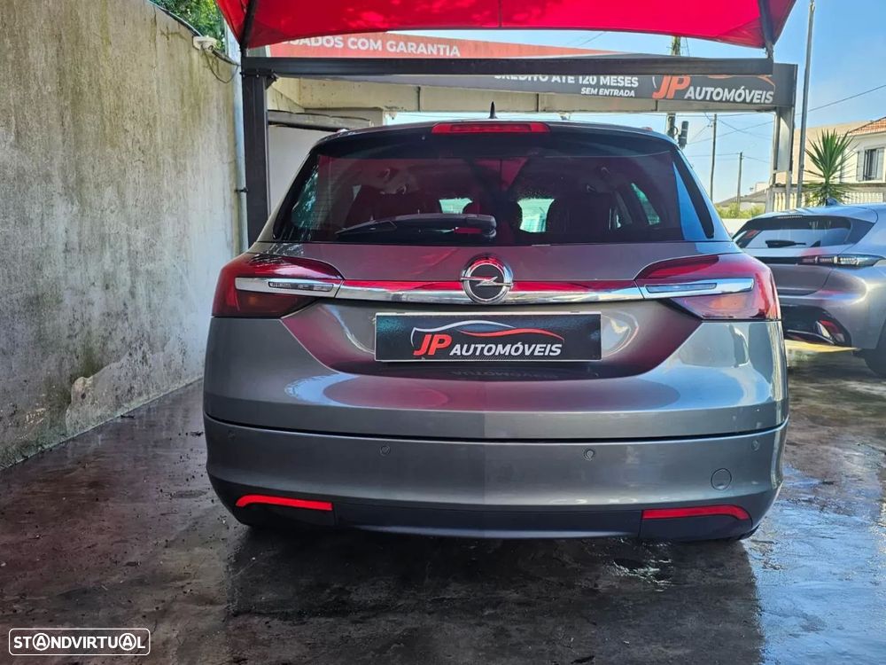 Opel Insignia Sports Tourer - 14