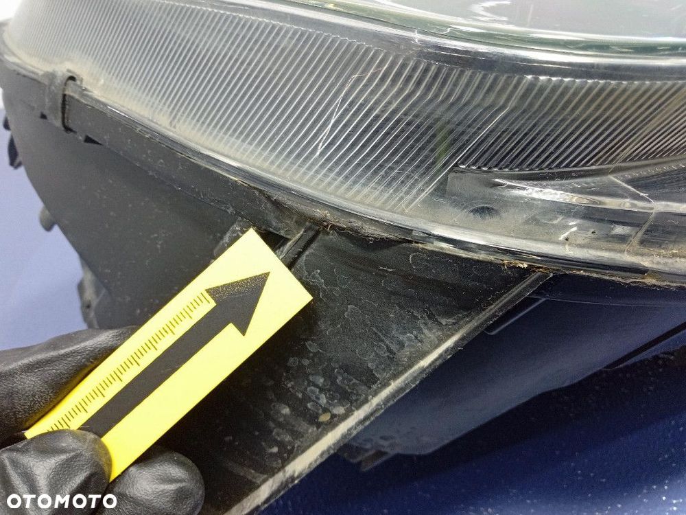 DACIA DUSTER I LIFT 13- REFLEKTOR PRAWY LAMPA PRZÓD 260100156R - 13
