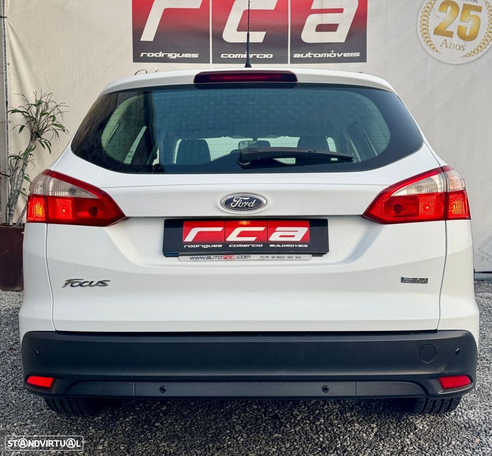 Ford Focus SW 1.6 TDCi Titanium - 8