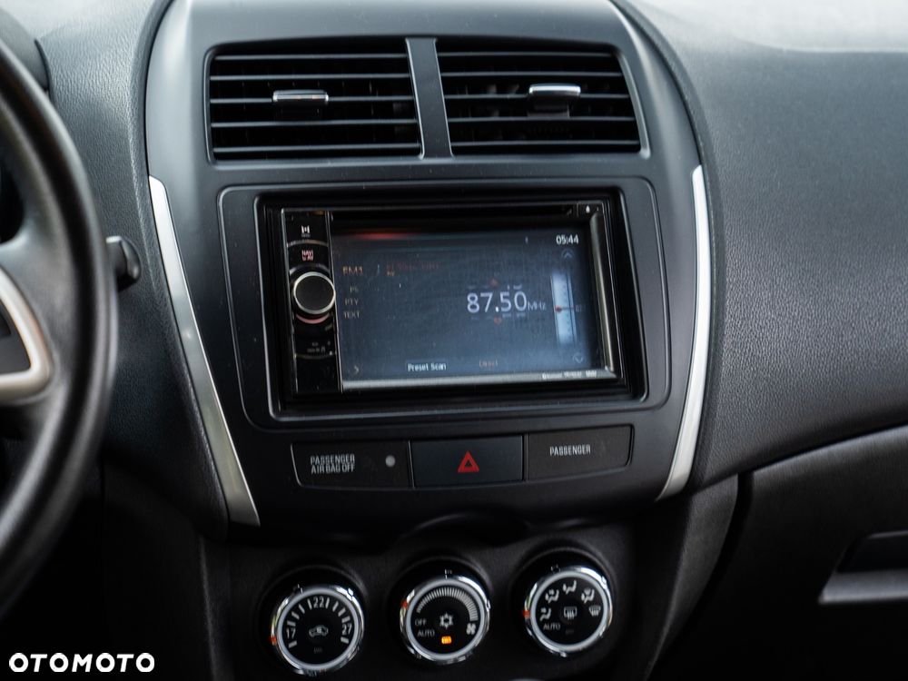 Mitsubishi ASX 1.8 DID Instyle NAVI AS&G - 34