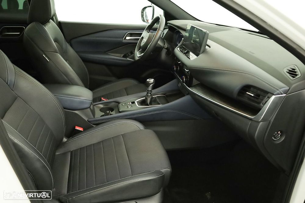 Nissan Qashqai 1.3 DIG-T Tekna - 22
