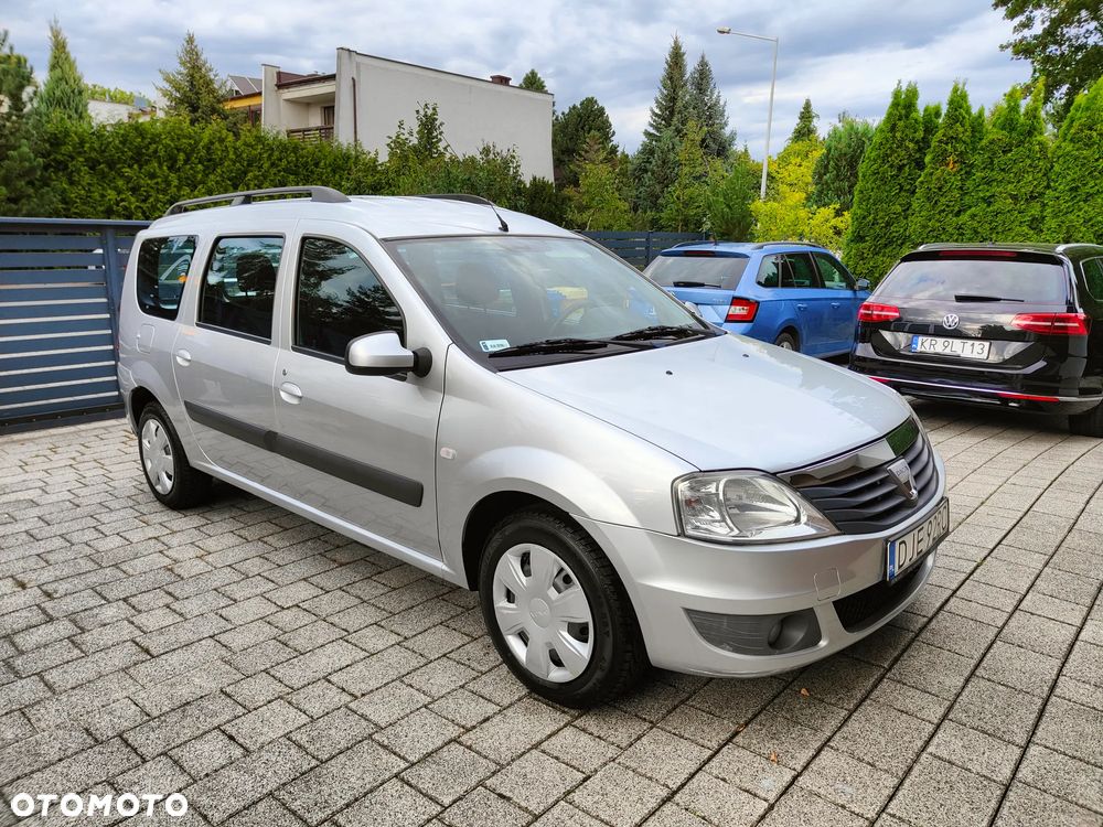Dacia Logan 1.6 16V Laureate - 28