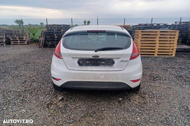 Radio cd AM5T-18C815-DS AM5T18C815DS 10R 035512 Ford Fiesta 6 [2008 - - 8