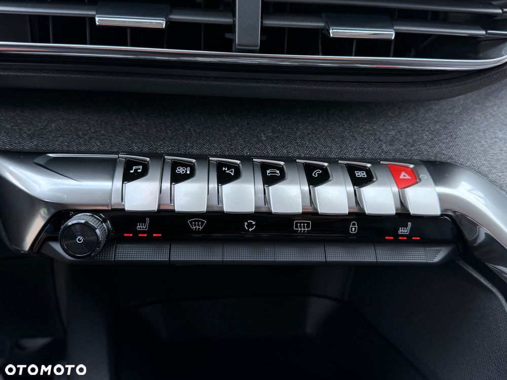 Peugeot 3008 BlueHDi 130 Stop & Start EAT8 Allure - 29