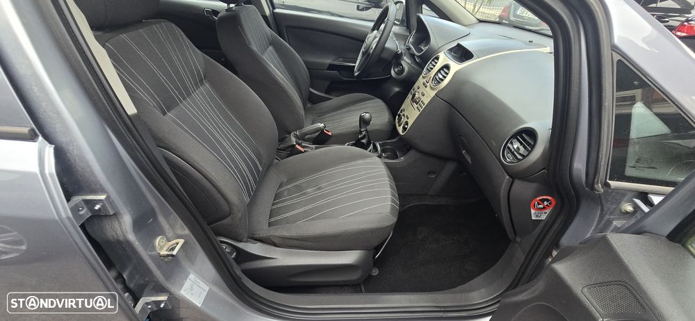 Opel Corsa 1.3 CDTI Enjoy EcoFLEX - 11