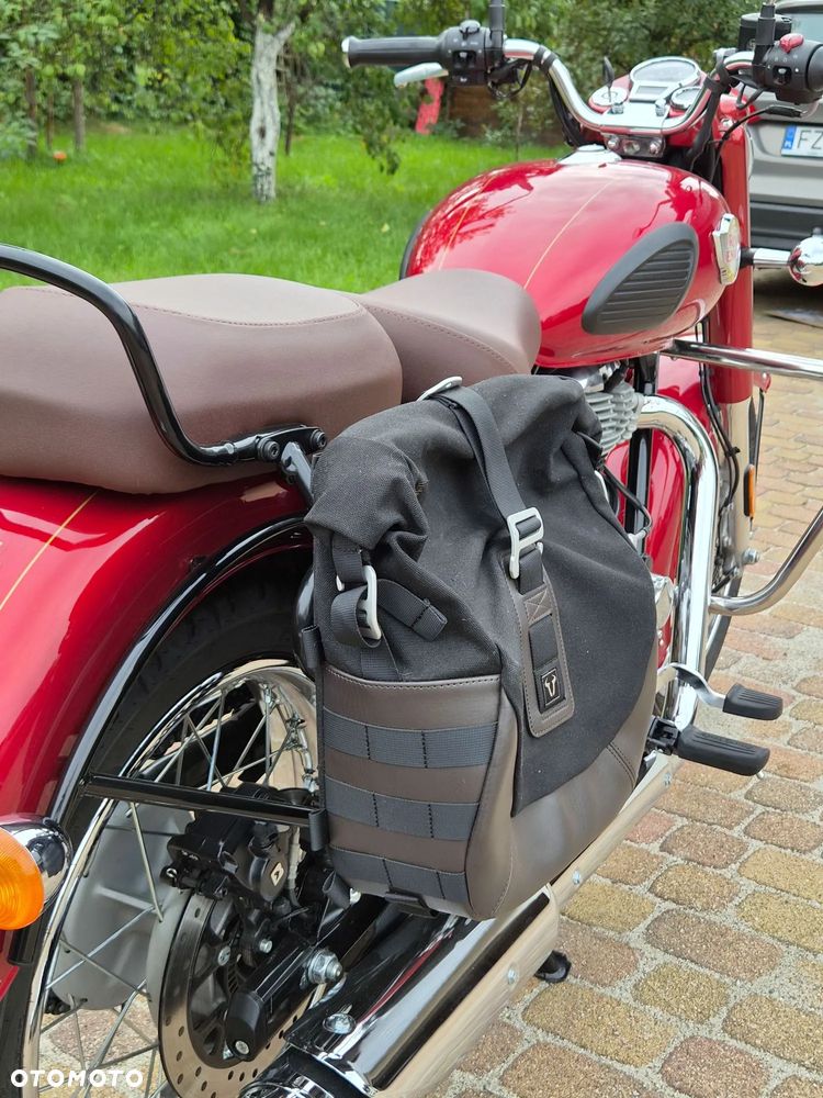 Royal Enfield Classic - 15