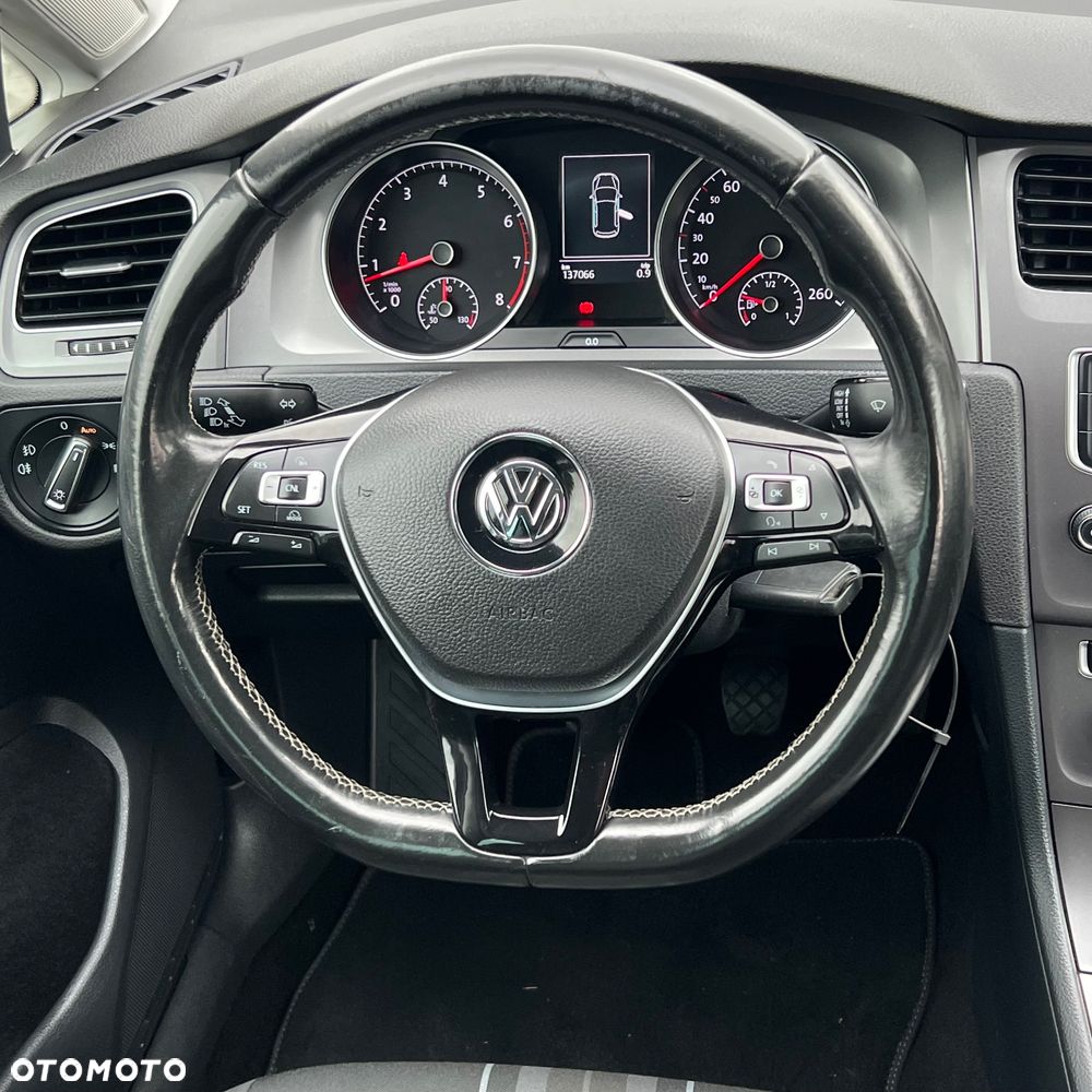 Volkswagen Golf 1.2 TSI BMT Trendline EU6 - 32