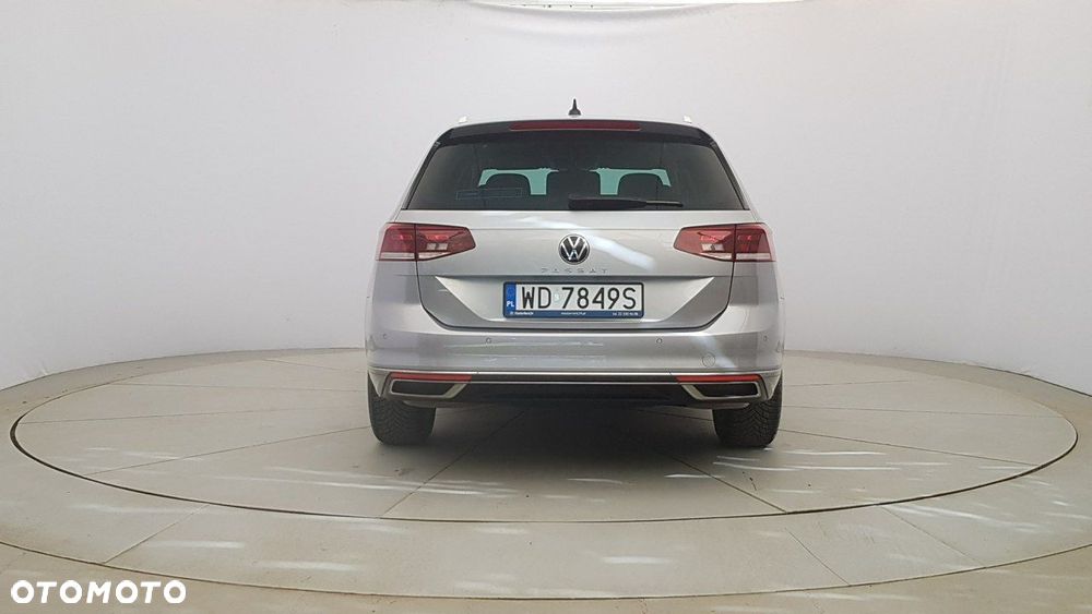 Volkswagen Passat - 6
