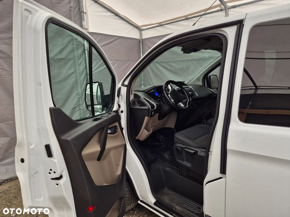 Ford TRANSIT CUSTOM - 5