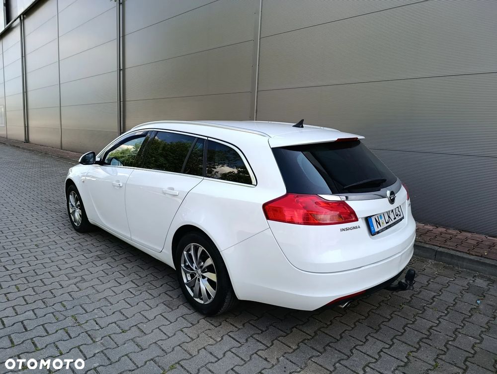 Opel Insignia 1.6 T Cosmo - 25