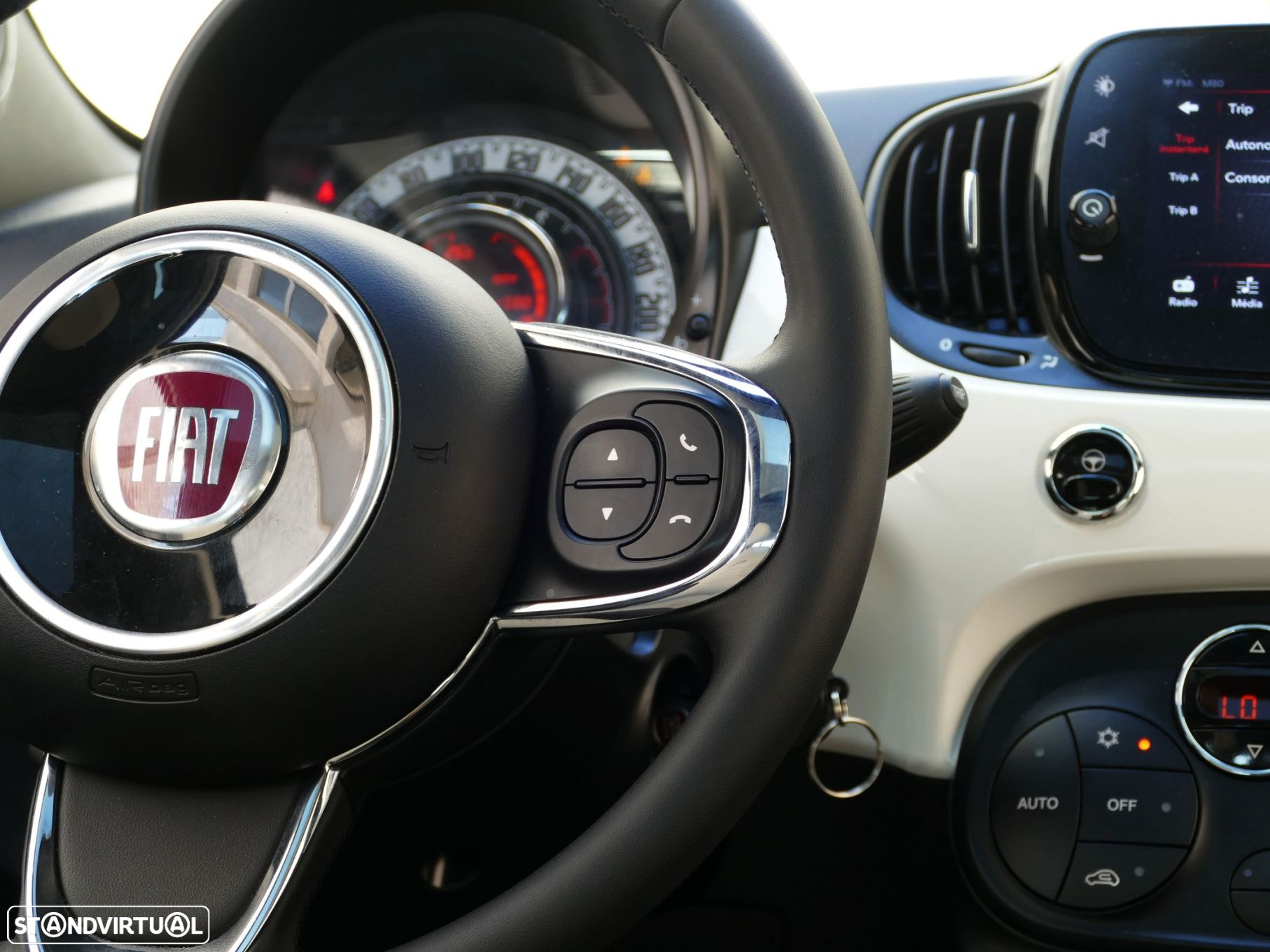 Fiat 500 1.0 Hybrid Dolcevita - 33