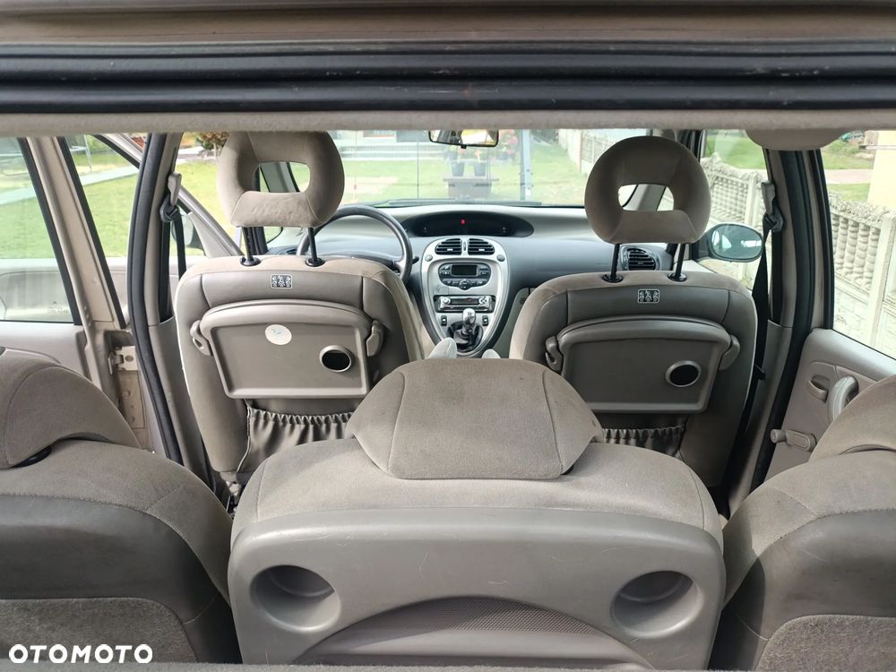 Citroën Xsara Picasso - 14