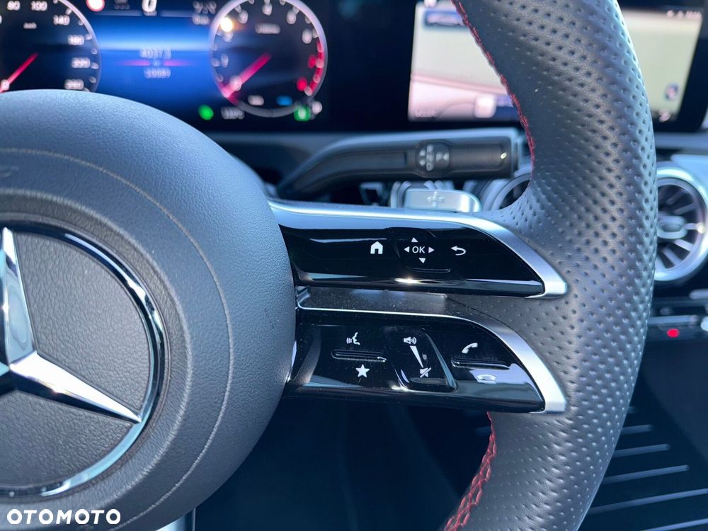 Mercedes-Benz CLA 200 AMG Line 7G-DCT - 16