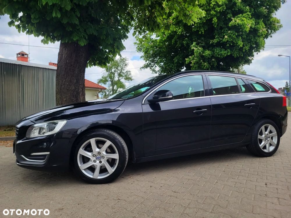 Volvo V60 D4 Drive-E Momentum - 15